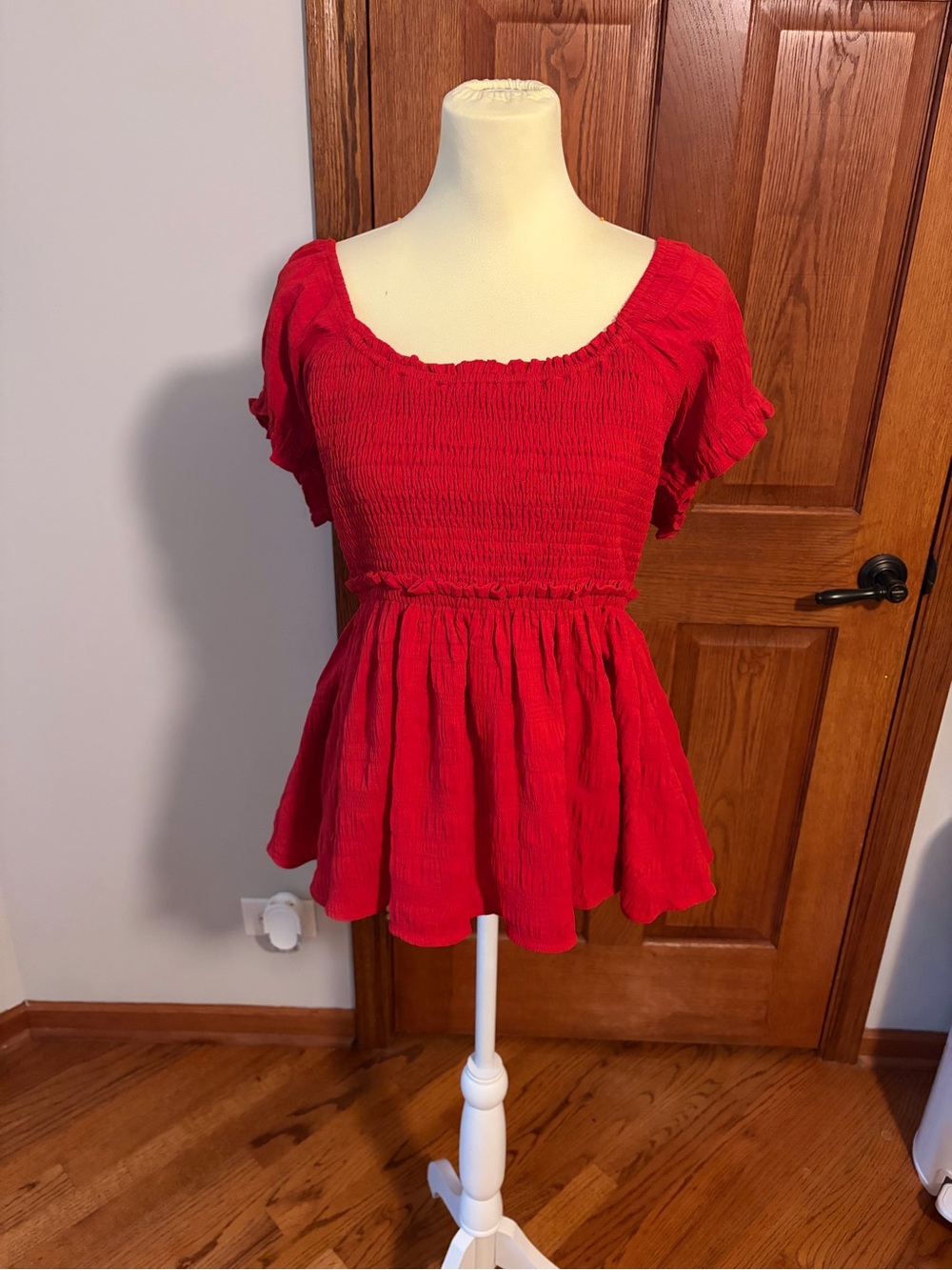 Arula size X Red babydoll blouse with smocked bodice #babydoll #romantic